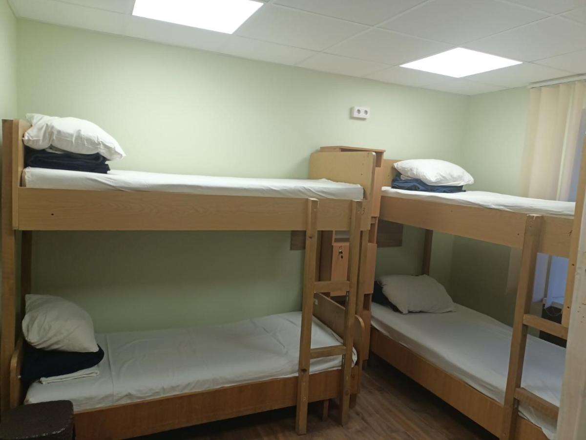 Hostel Krone Gok Zatishok Kiev Bagian luar foto