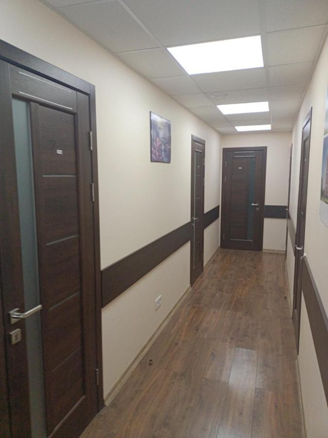 Hostel Krone Gok Zatishok Kiev Bagian luar foto