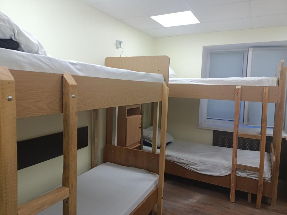 Hostel Krone Gok Zatishok Kiev Bagian luar foto