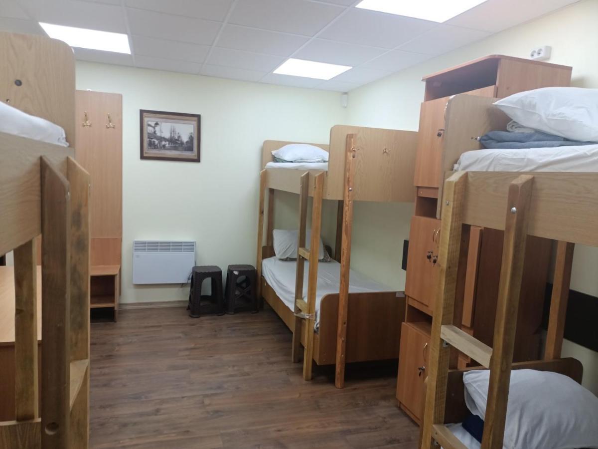 Hostel Krone Gok Zatishok Kiev Bagian luar foto