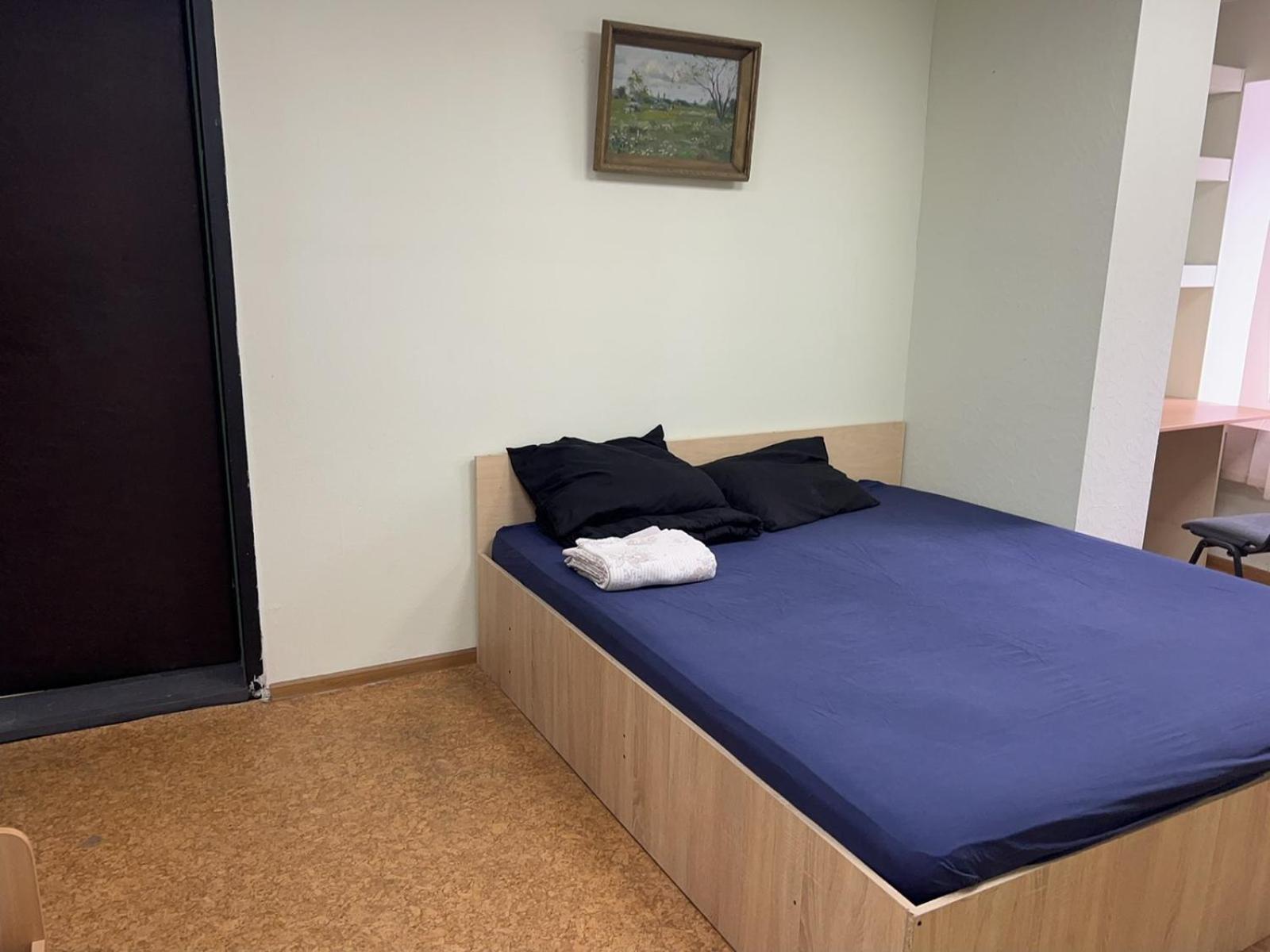 Hostel Krone Gok Zatishok Kiev Bagian luar foto
