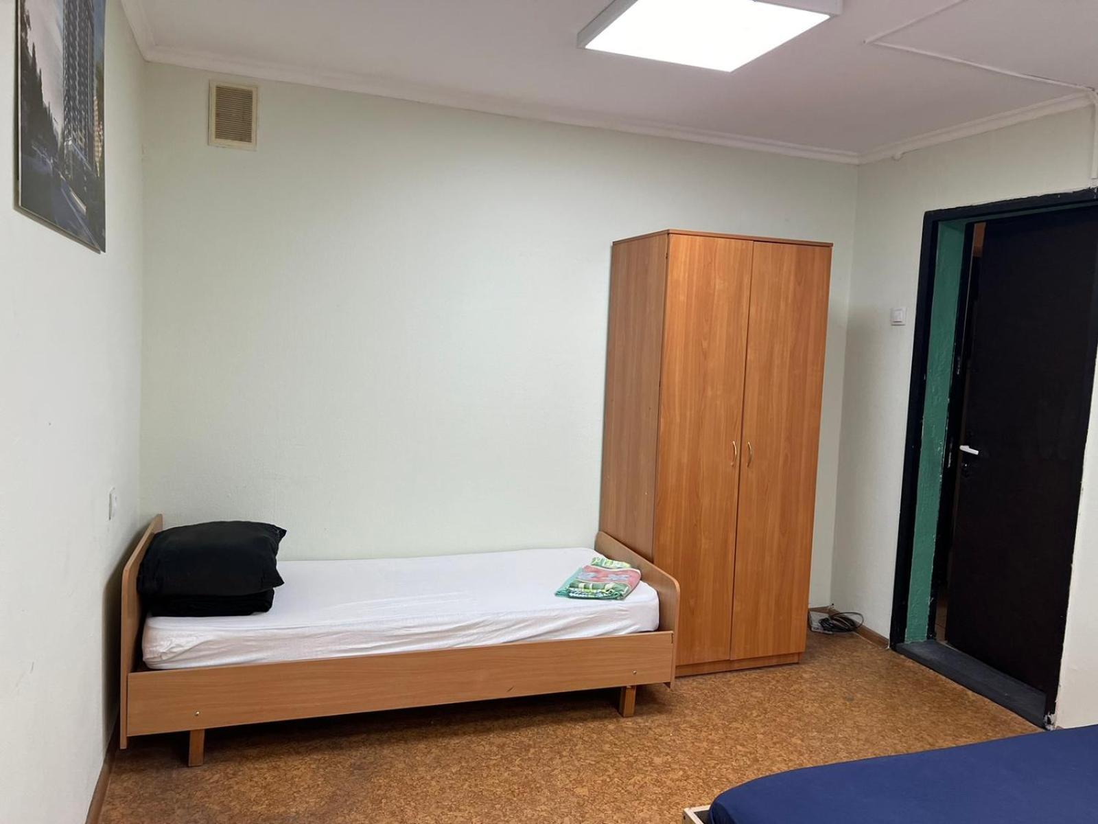 Hostel Krone Gok Zatishok Kiev Bagian luar foto