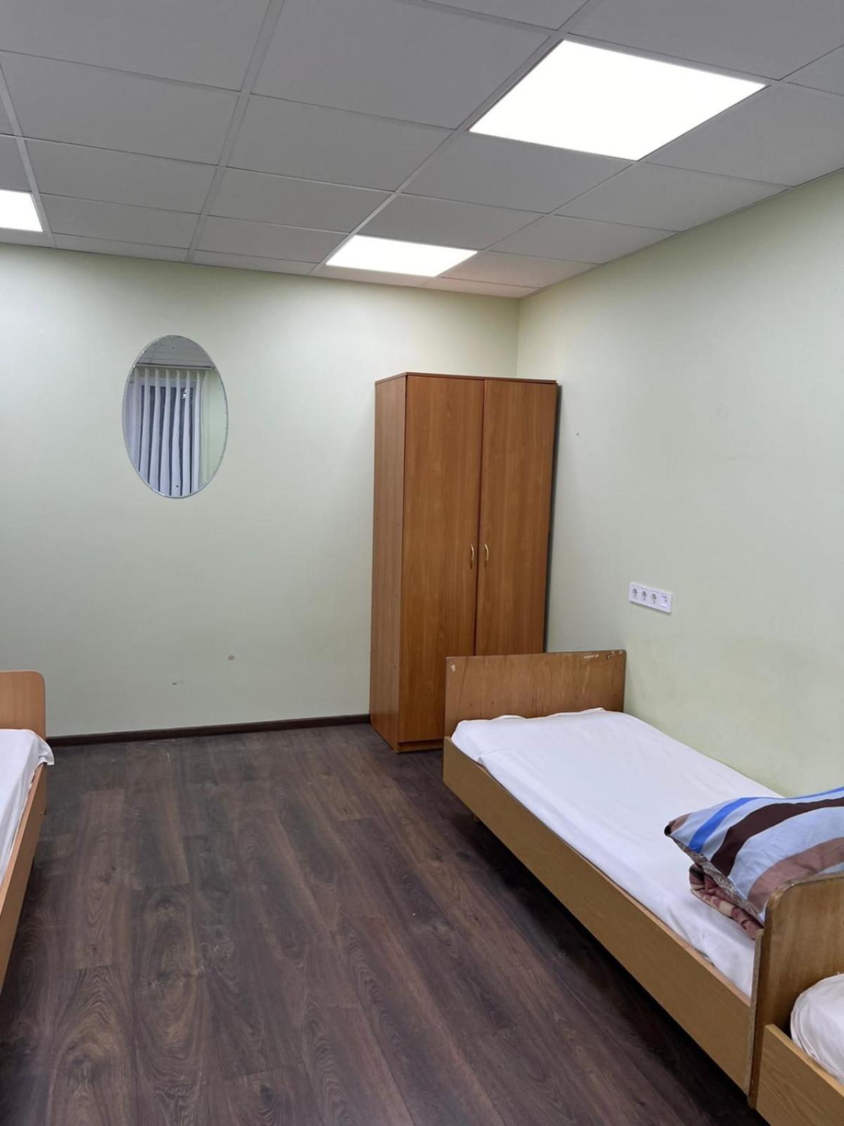Hostel Krone Gok Zatishok Kiev Bagian luar foto